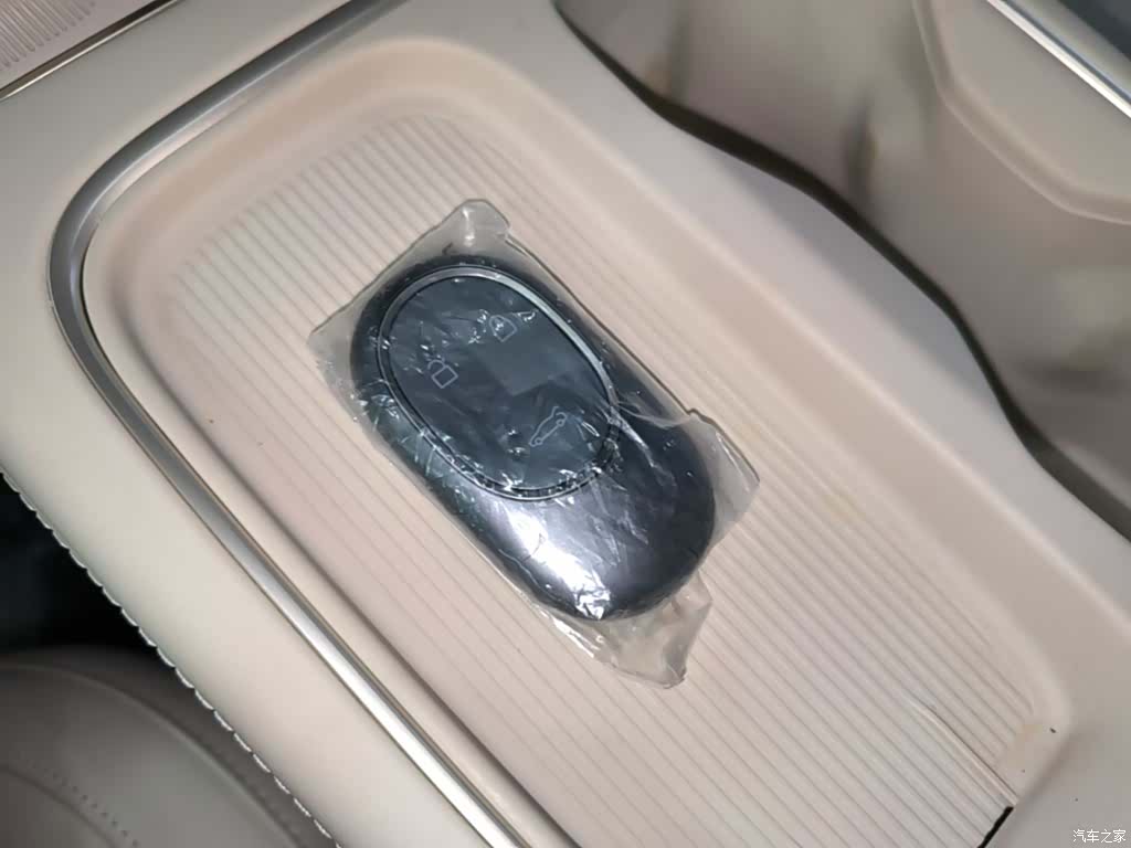 NIO ES6, 2024 9