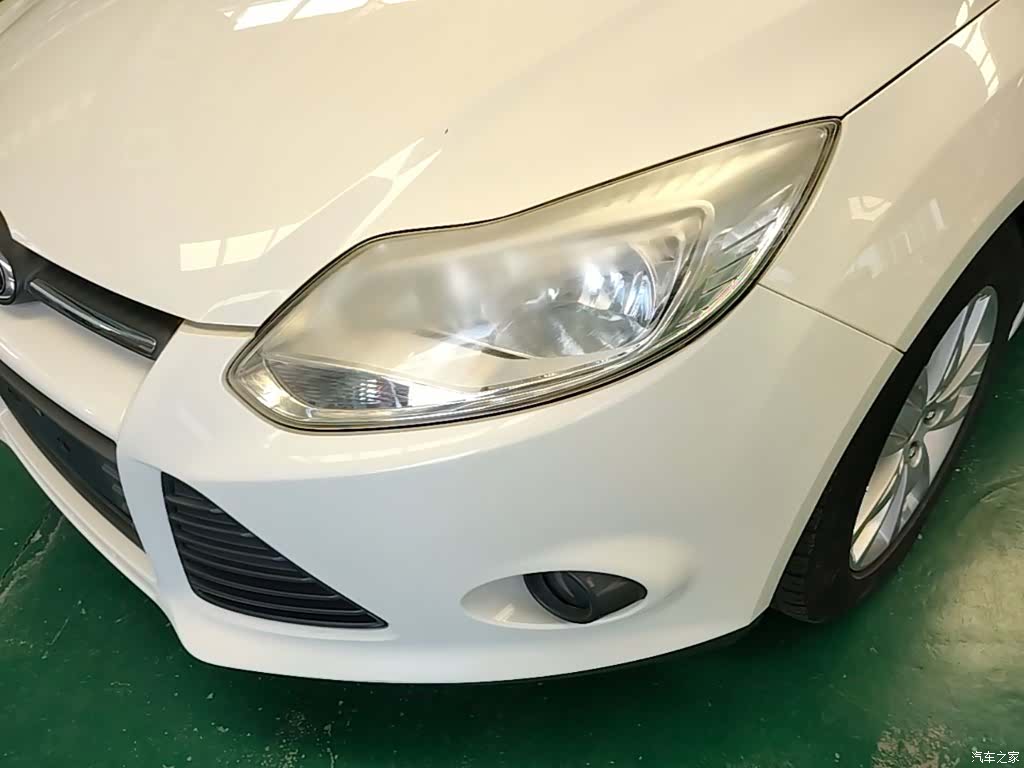 Ford Focus, 2014 24