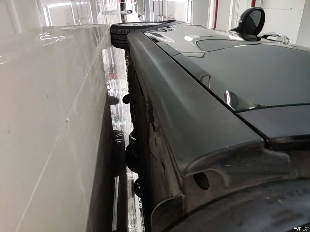 Mini ONE, 2019 22