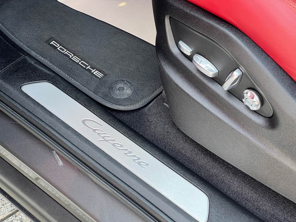Porsche Cayenne Porsche Cayenne