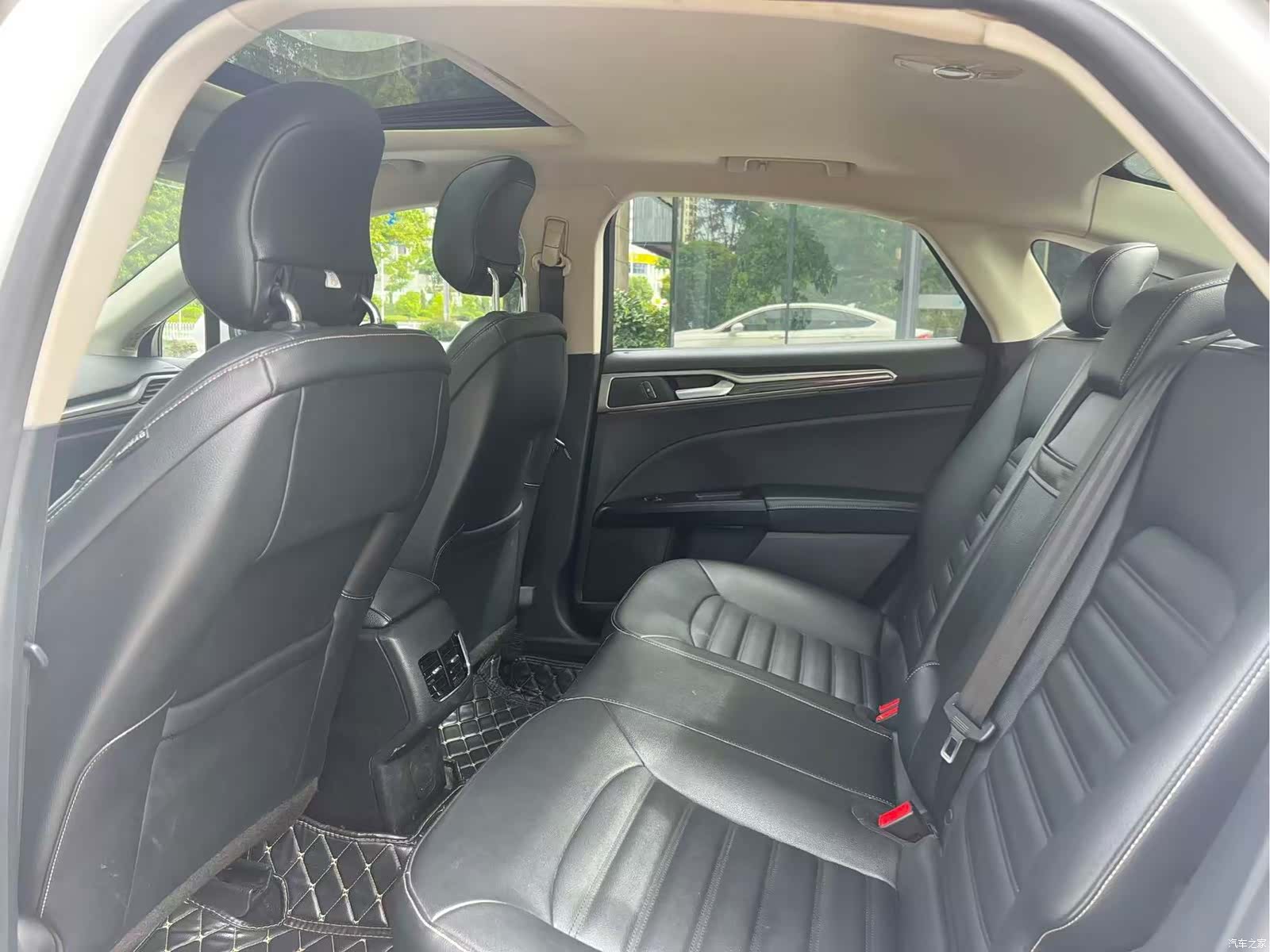 Ford Mondeo, 2019 8