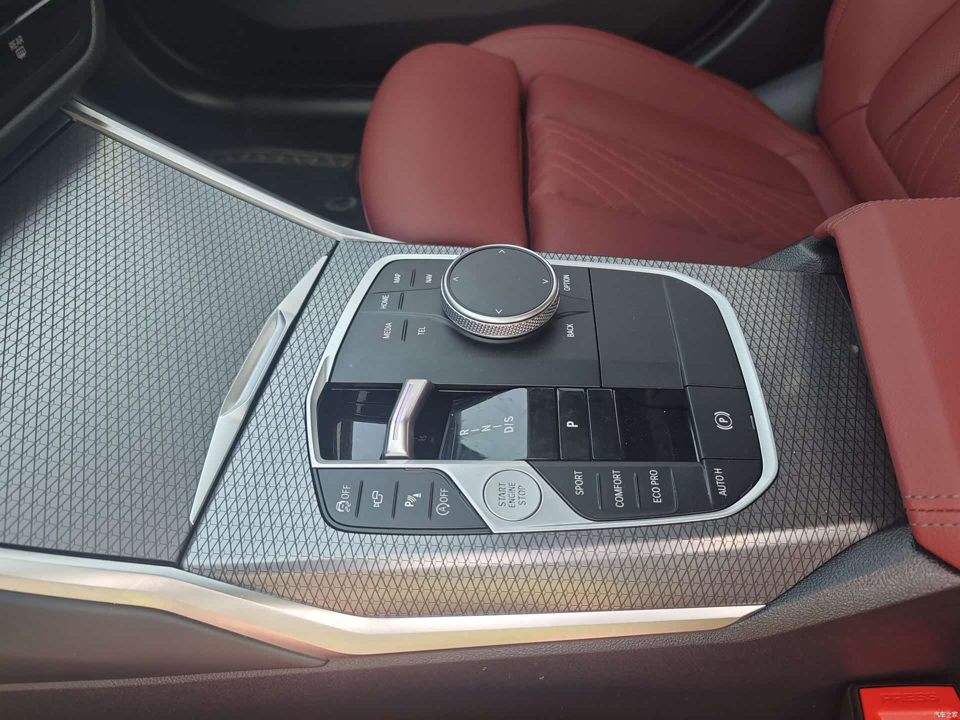 BMW 3 Series, 2025 14