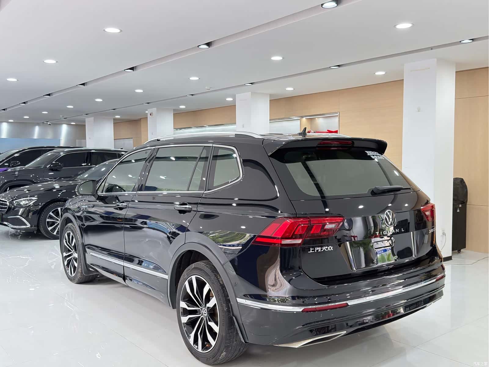 Volkswagen Tiguan L, 2021 9
