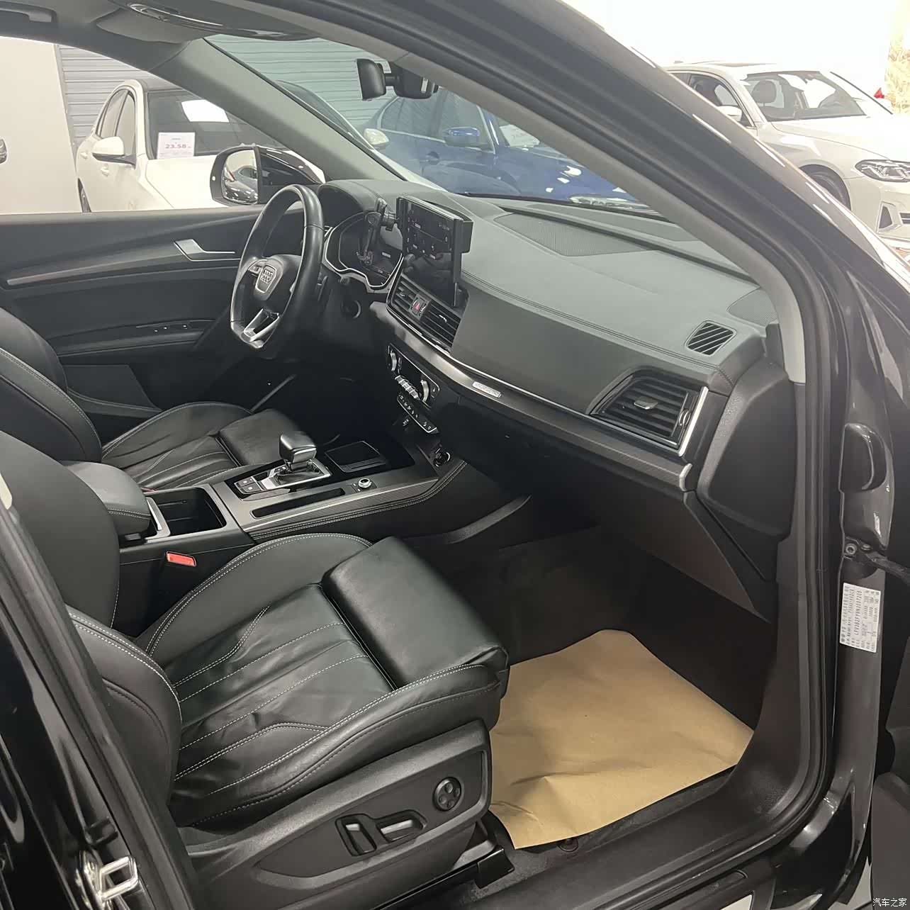 Audi Q5L, 2022 37