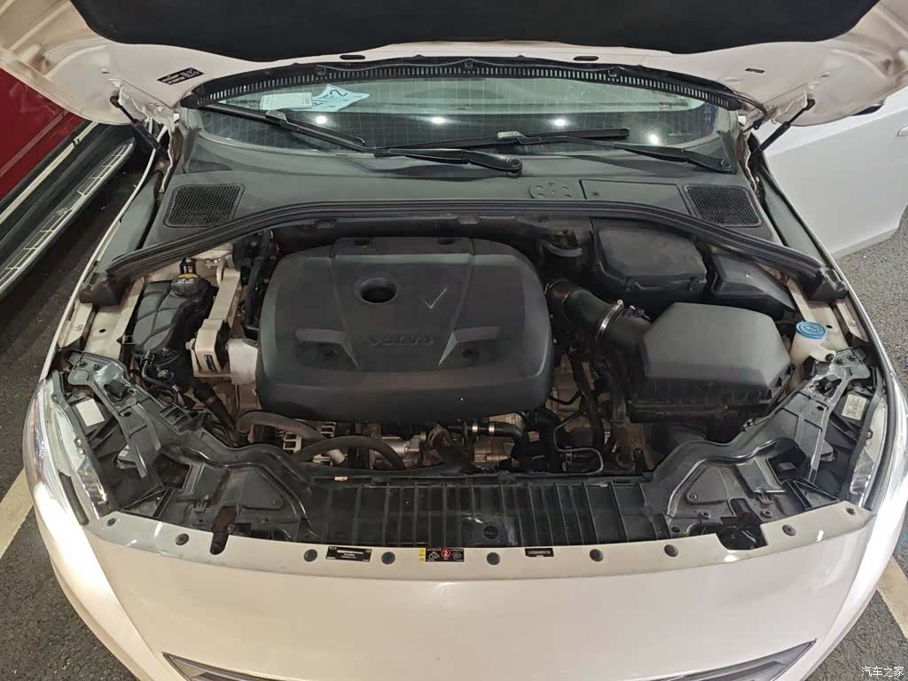 Volvo S60, 2017 16