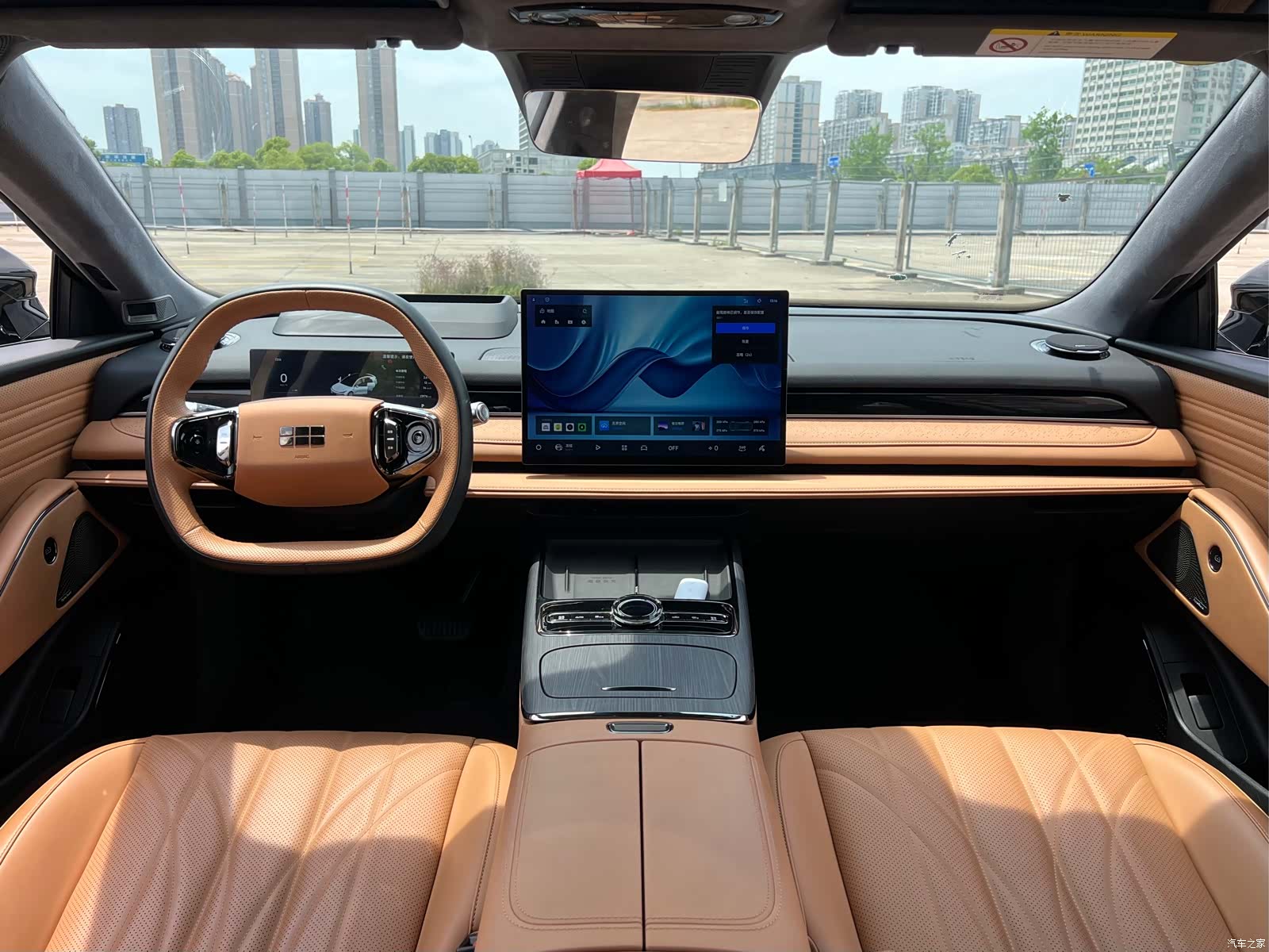 Geely 8, 2025 все фото