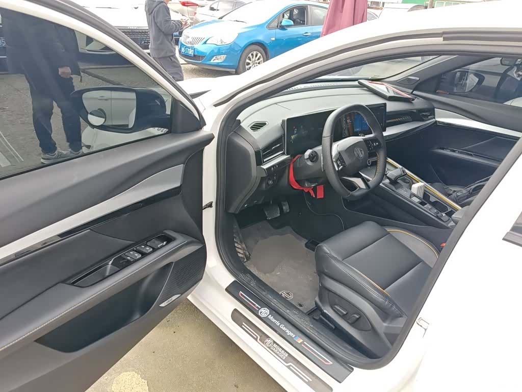 MG MG5, 2022 16