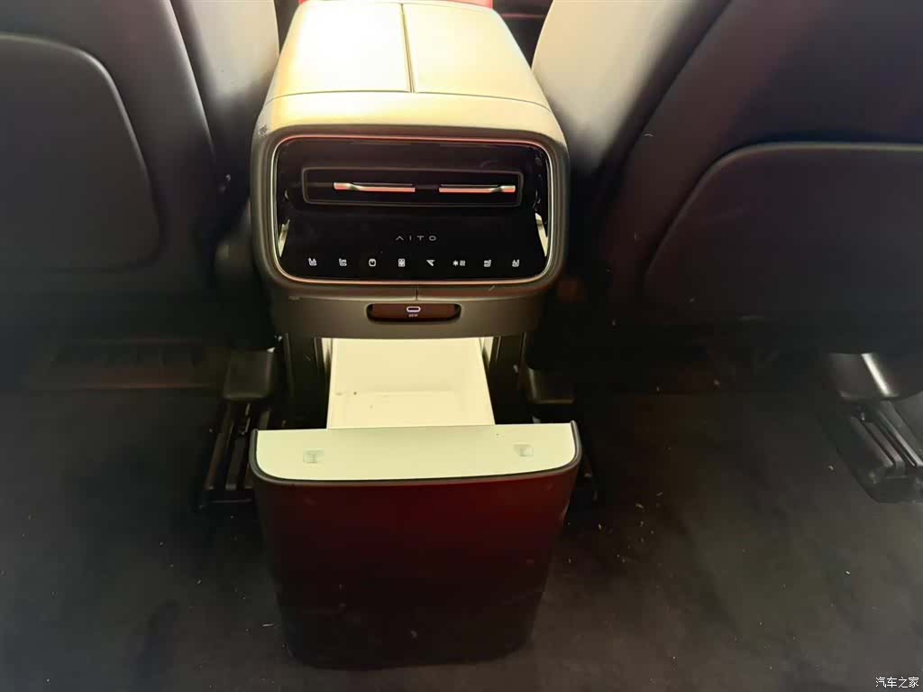 AITO M6, 2026 15