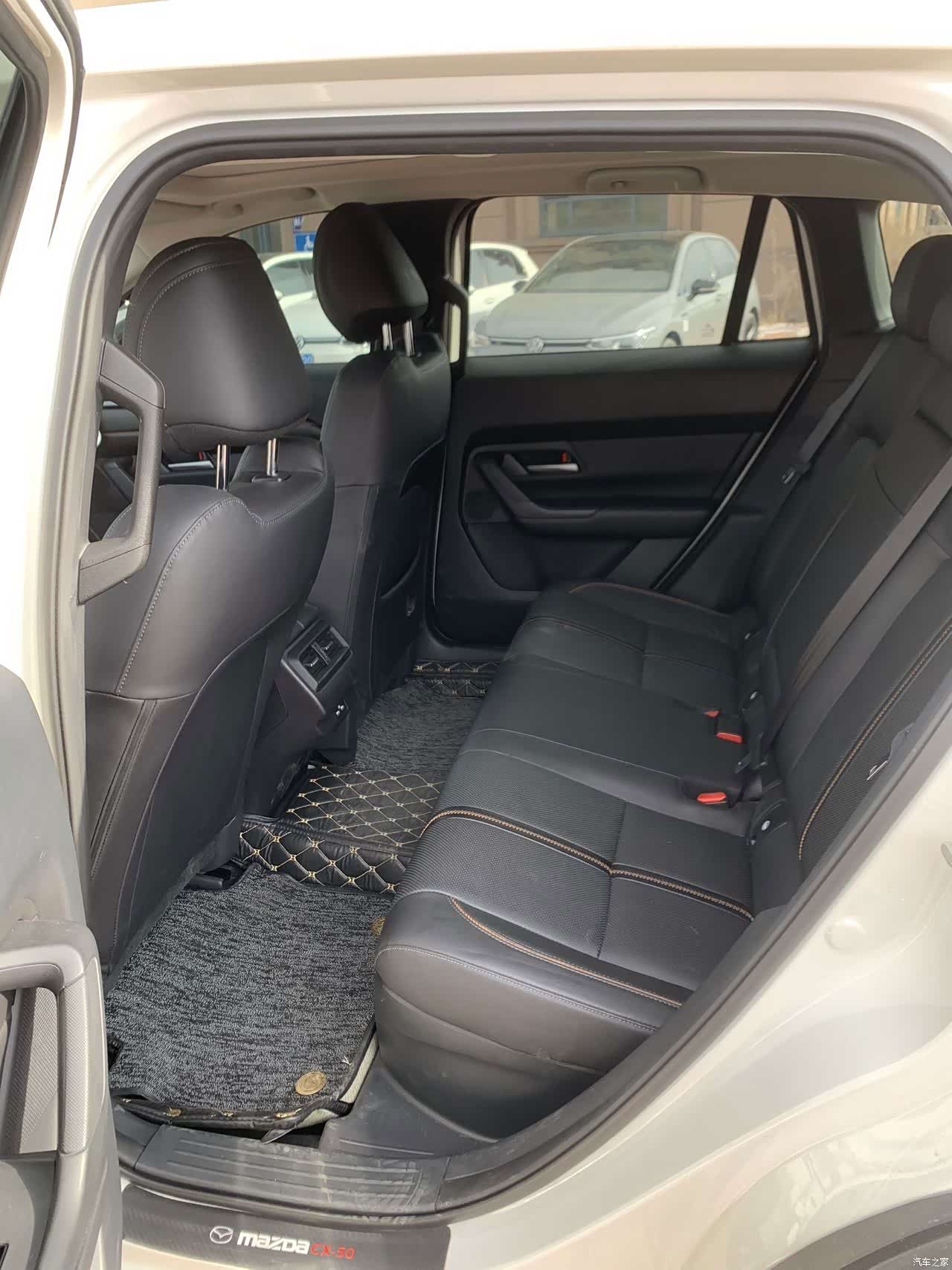 Mazda CX-50, 2023 10