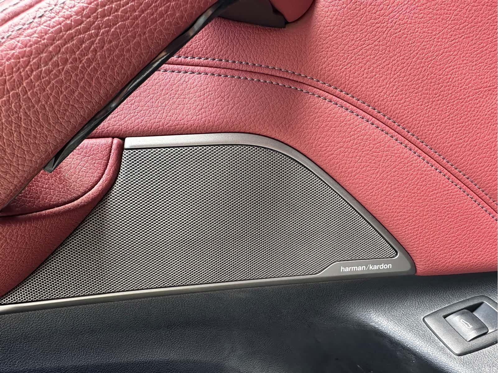 BMW 5 Series, 2019 11