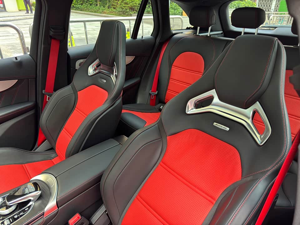 Mercedes-Benz GLC AMG