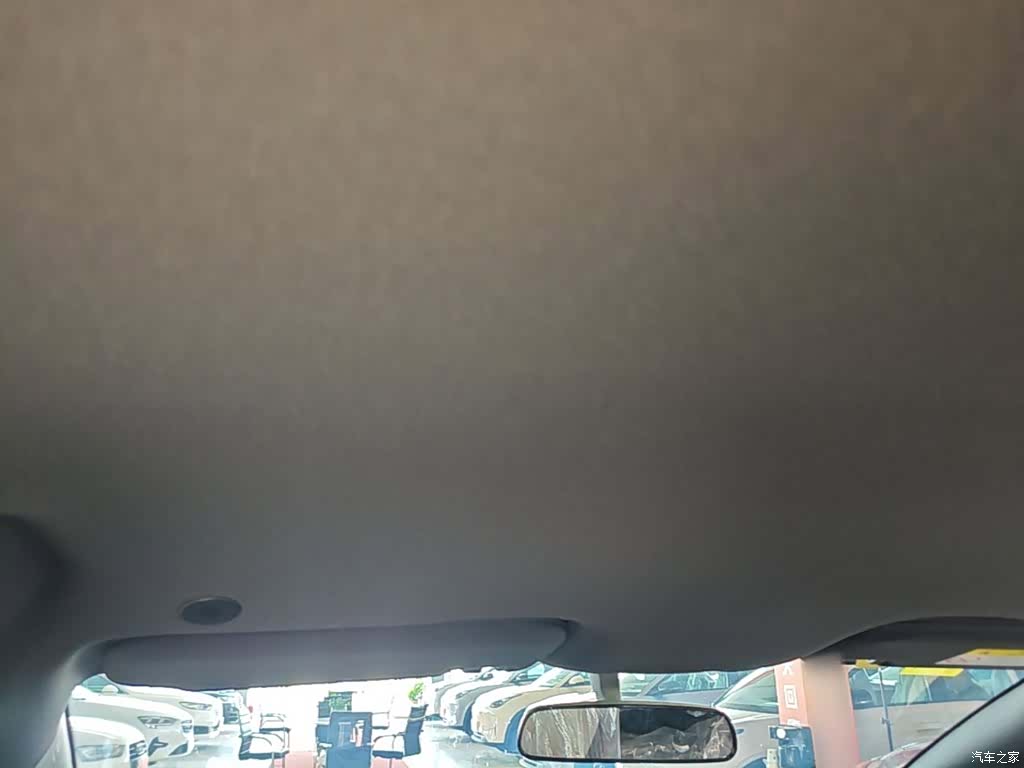 BYD Dolphin, 2026 18
