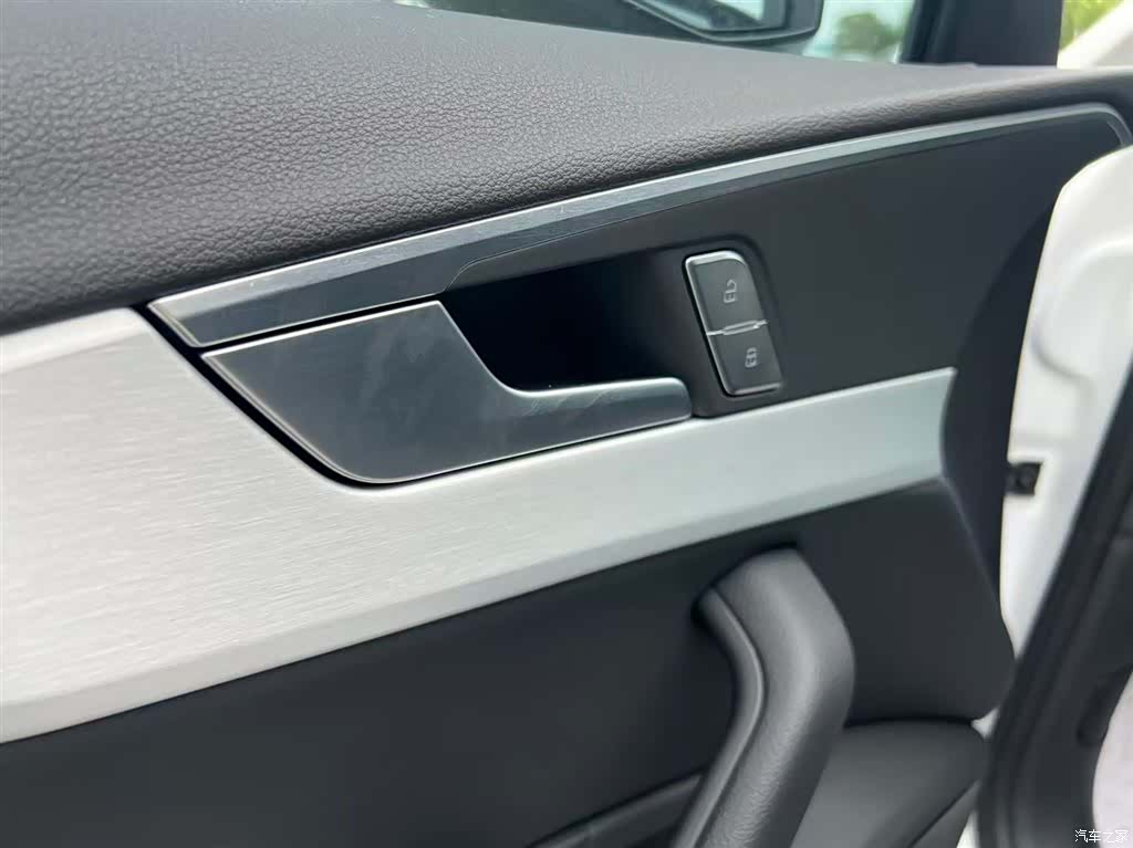 Audi A4L, 2024 7