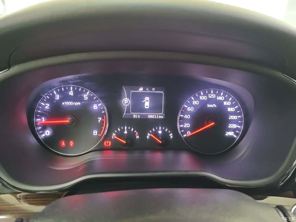 Kia K4, 2015 12