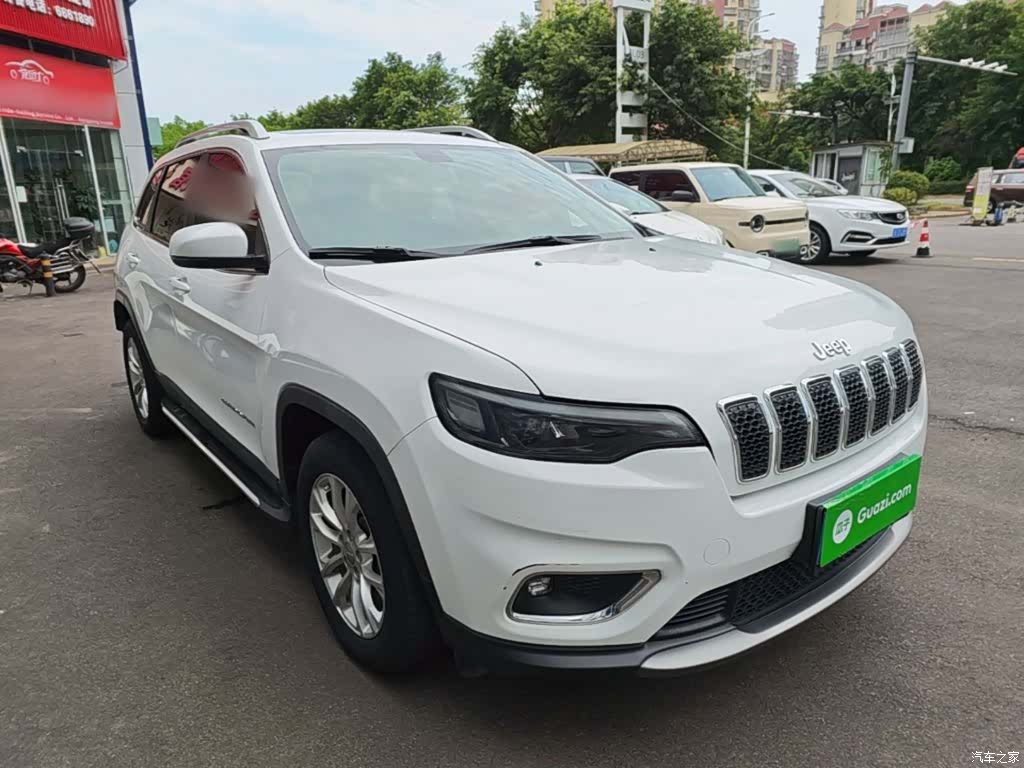 Jeep Cherokee, 2019 4