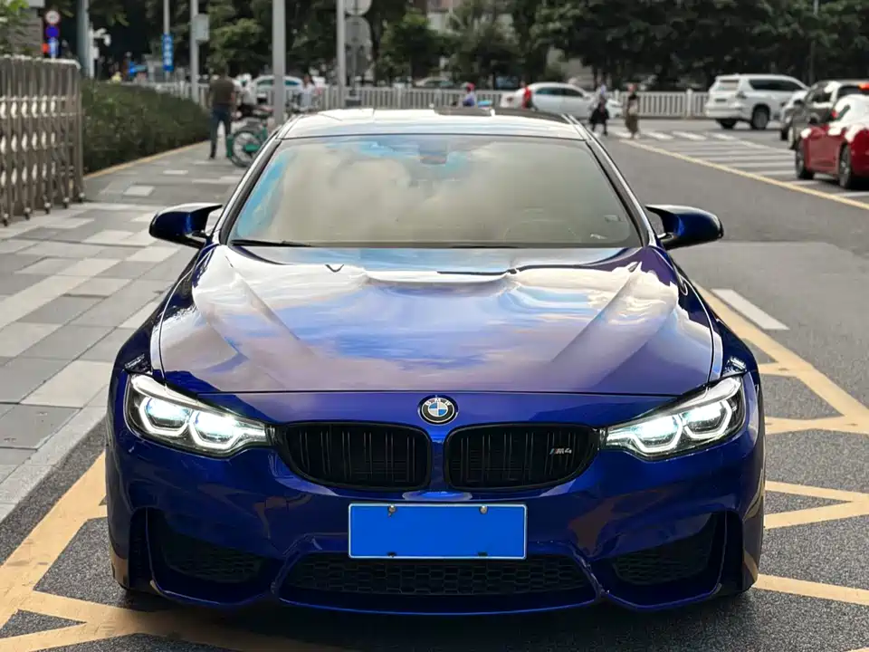BMW M4