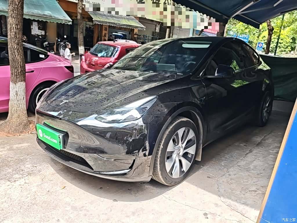 Tesla Model Y, 2022 2