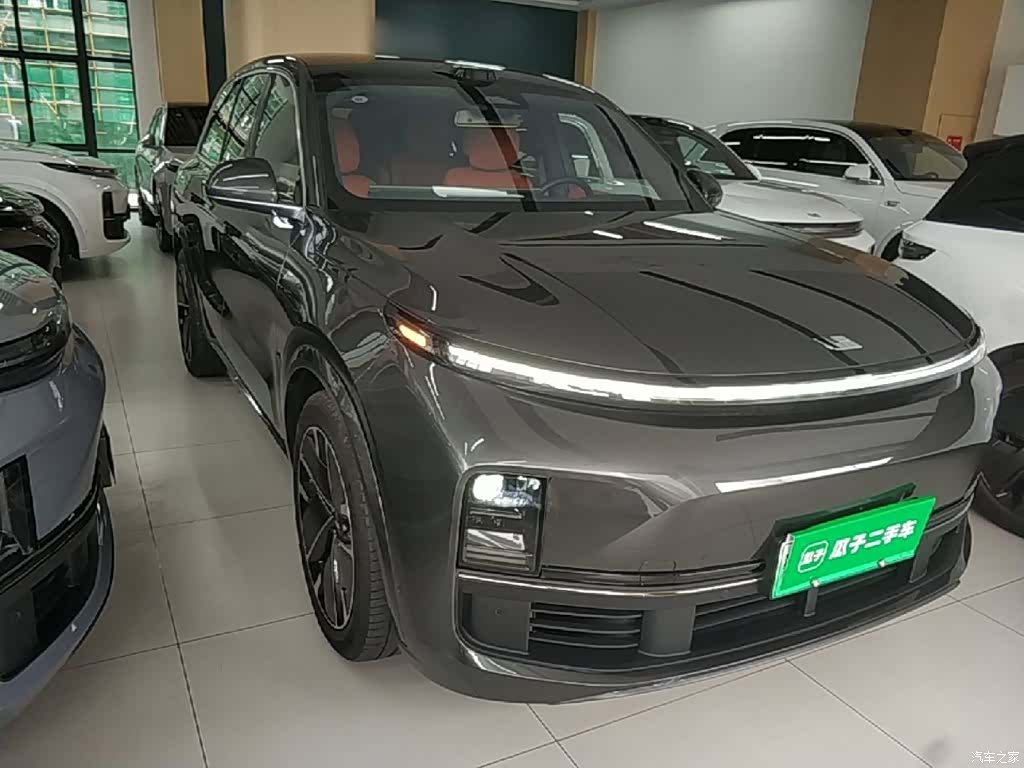 Li Auto L8, 2025 4