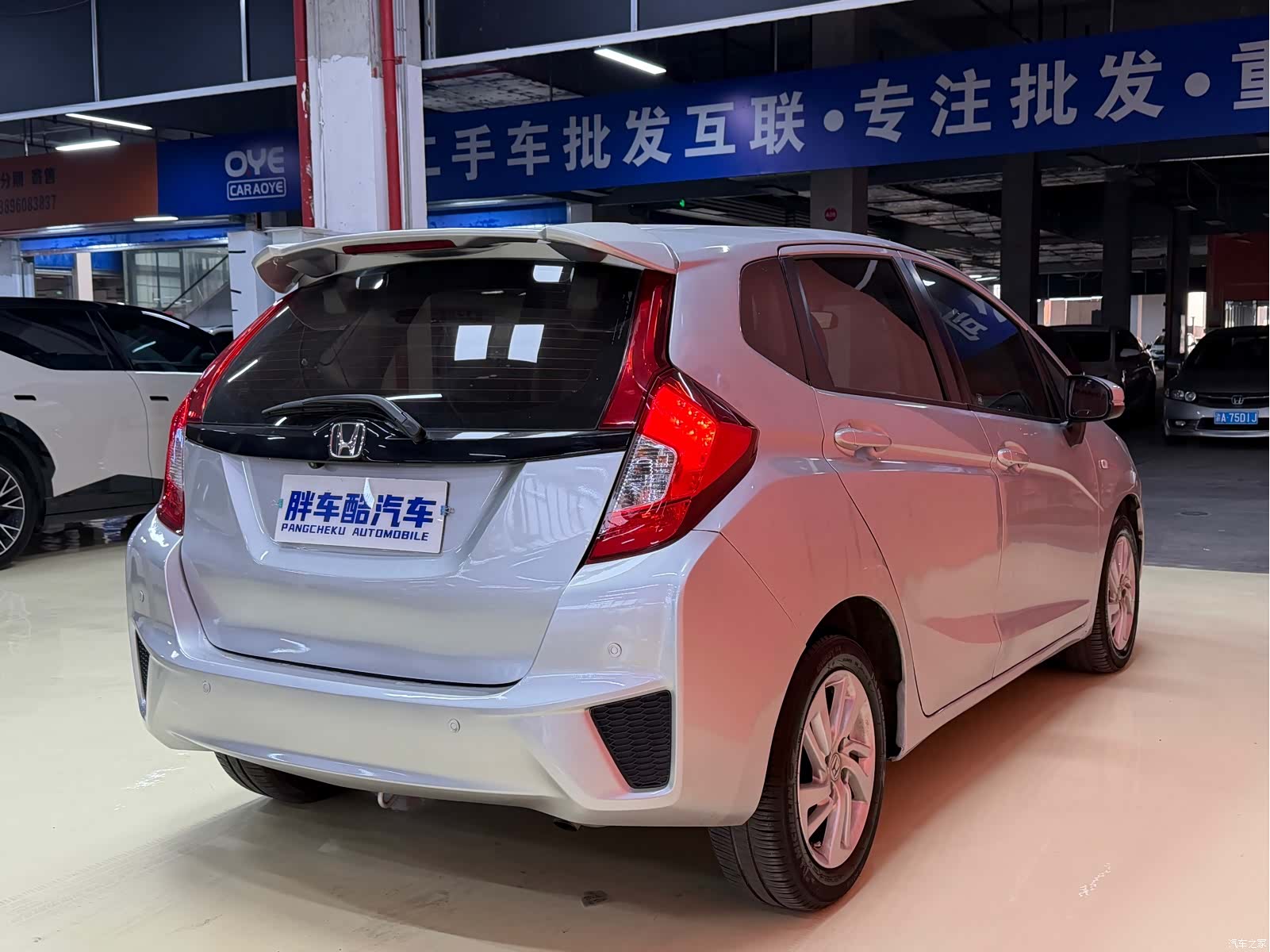 Honda Fit, 2015 все фото