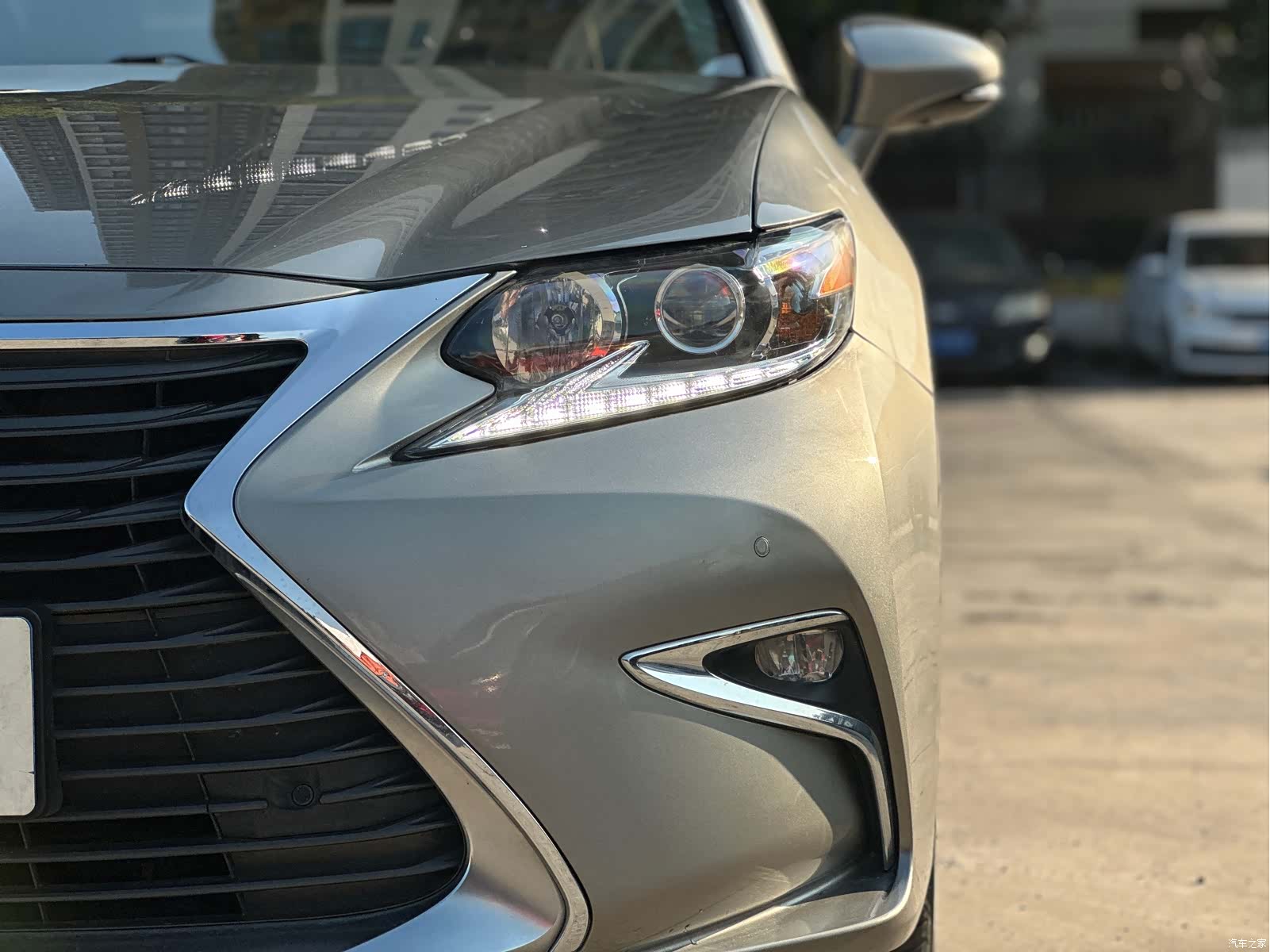Lexus ES, 2018 14