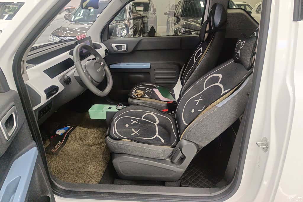 Geely Panda, 2025 9