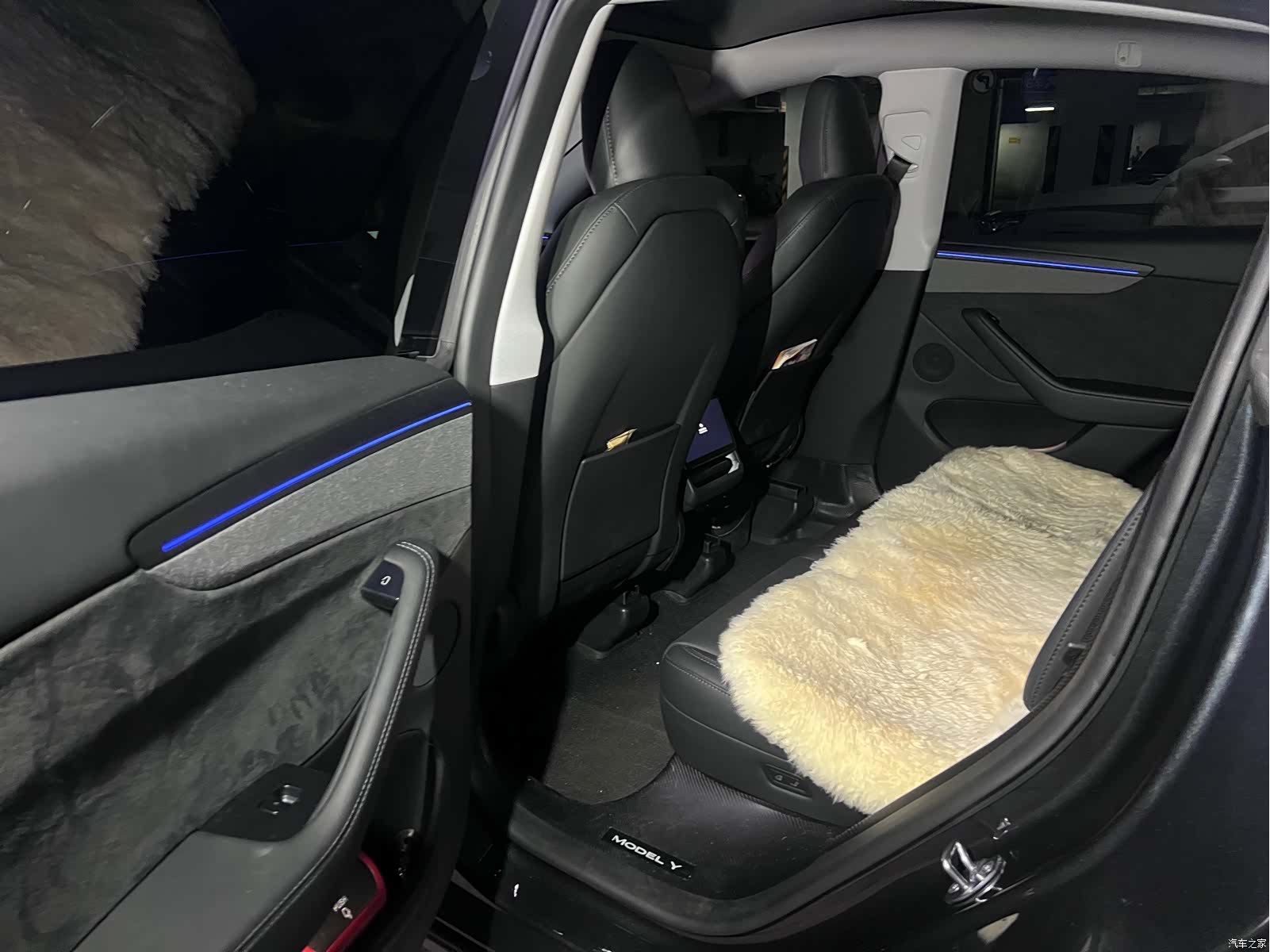 Tesla Model Y, 2025 6