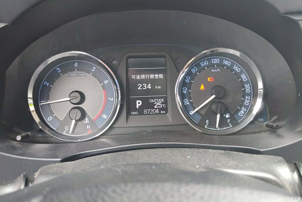 Toyota Corolla, 2015 14