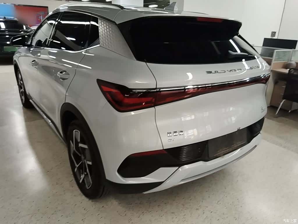 BYD Yuan, 2023 все фото