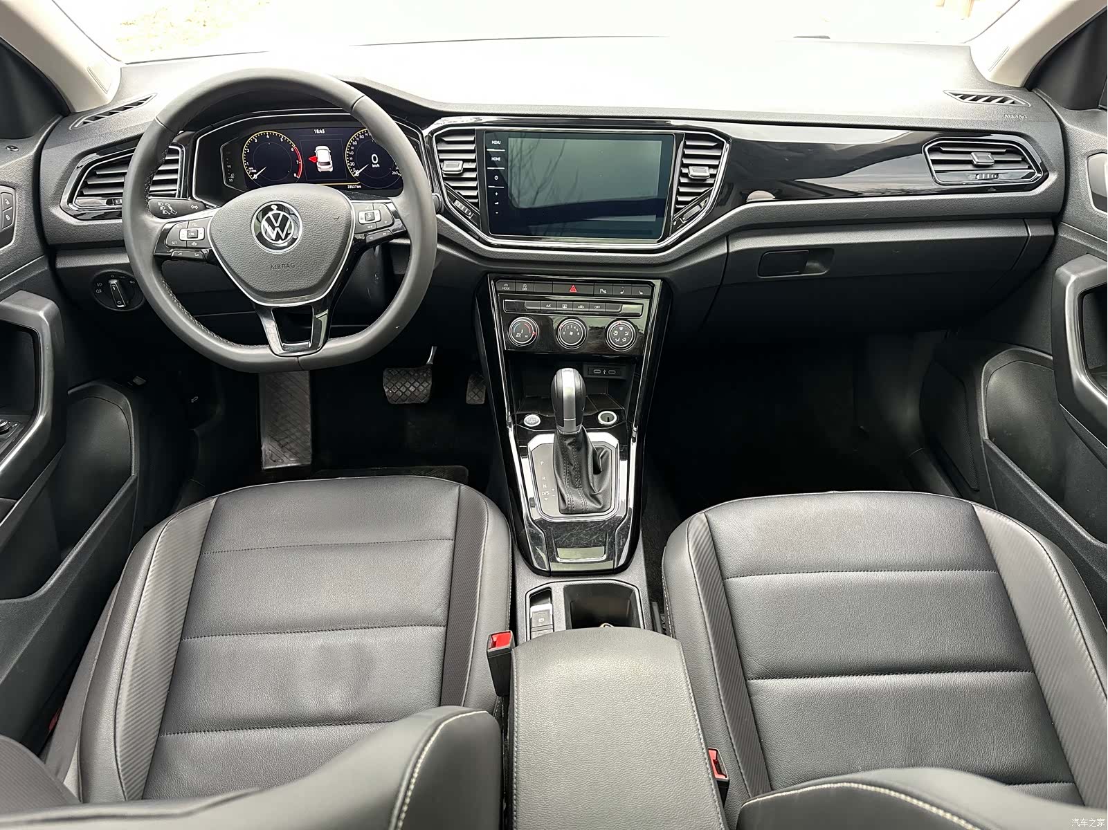 Volkswagen T-ROC, 2022 6