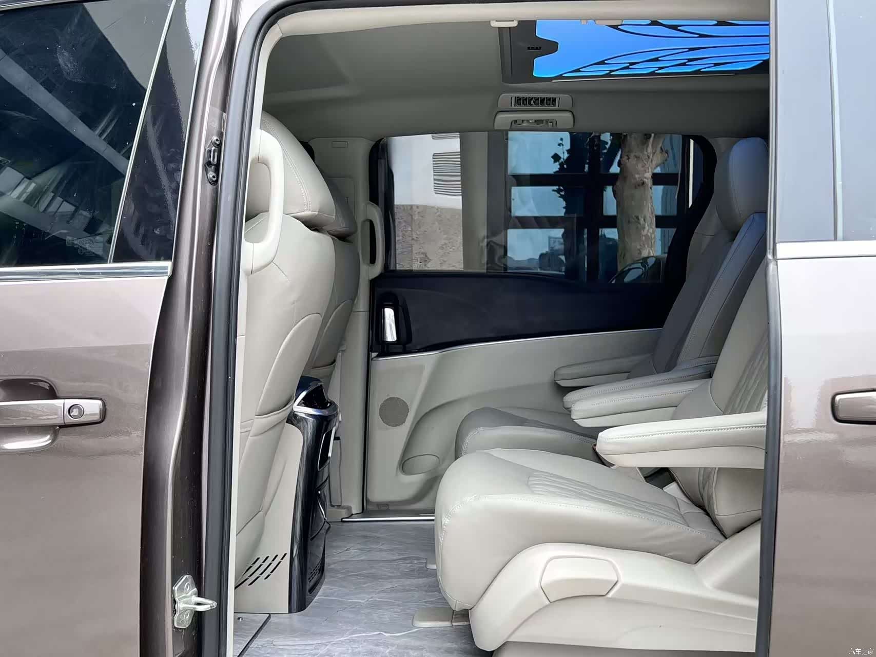 Buick GL8, 2022 20