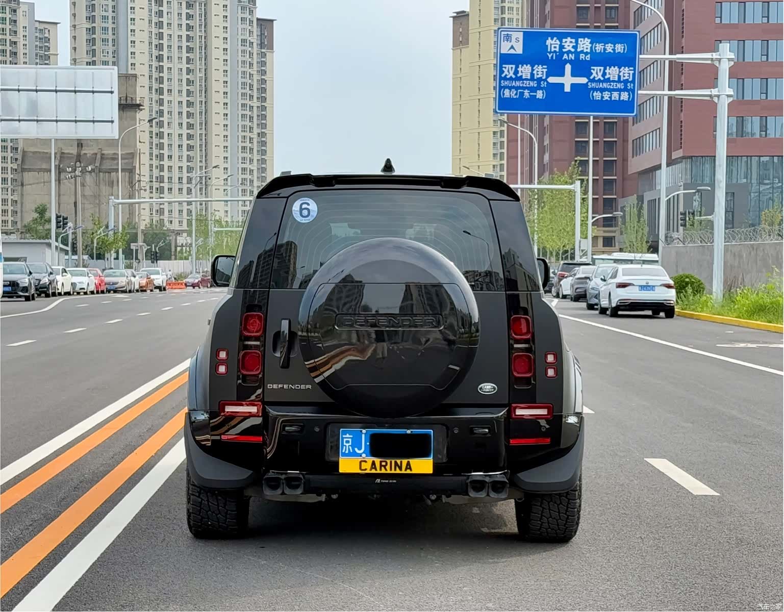 Land Rover Defender, 2025 6