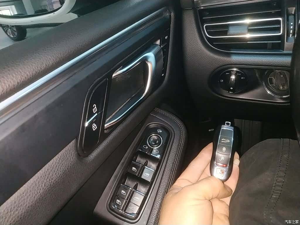 Porsche Macan, 2019 9