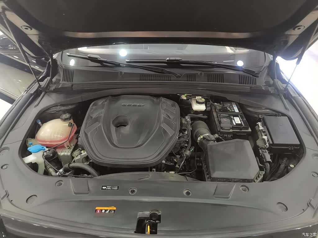 Geely Preface, 2024 16