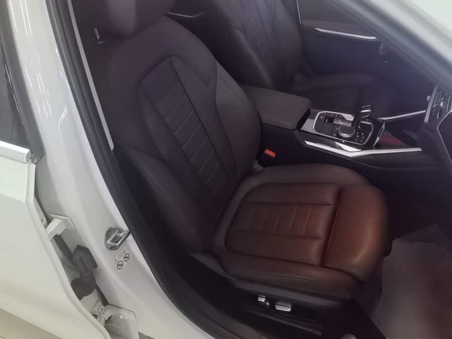 BMW 3 Series 2020, фото 25