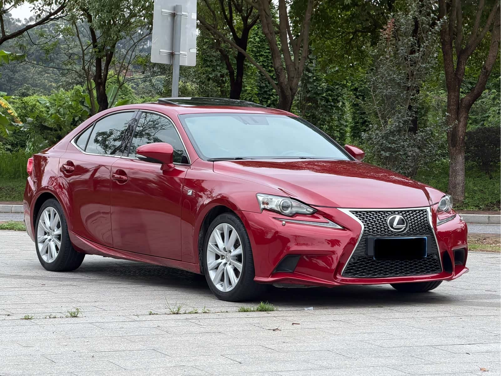 Lexus IS, 2014 3
