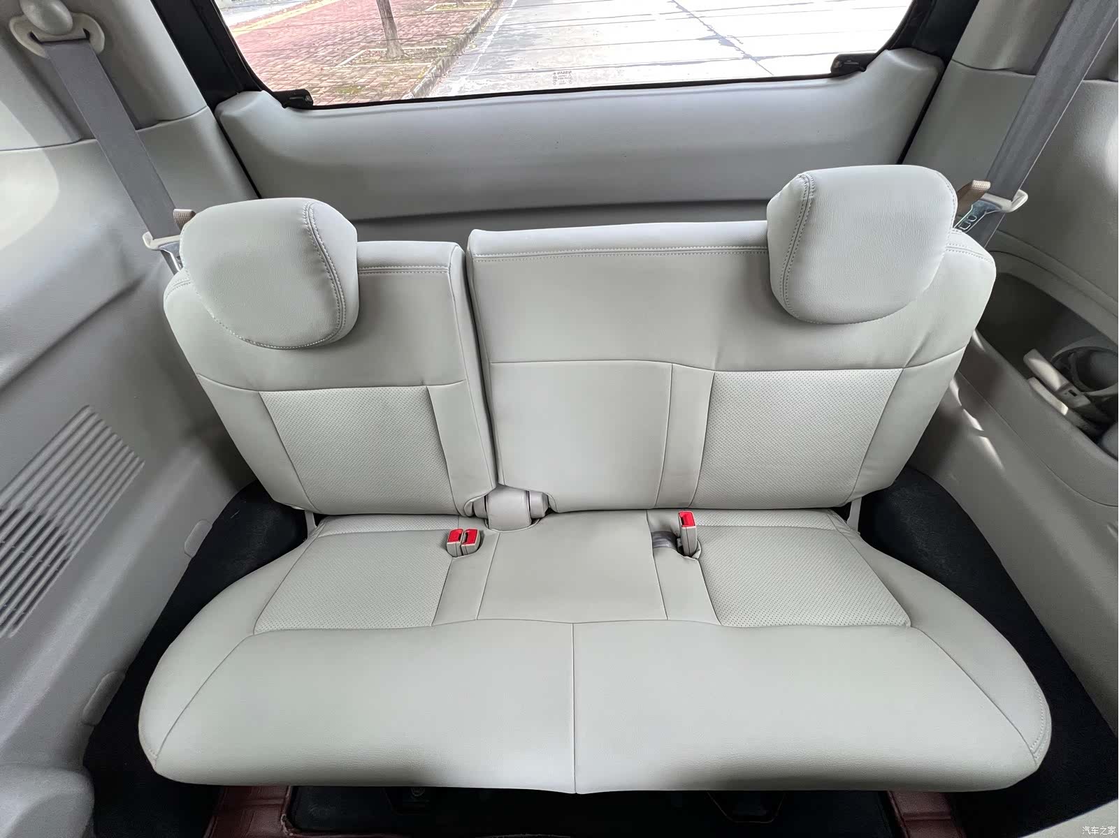 Nissan NV200, 2014 8
