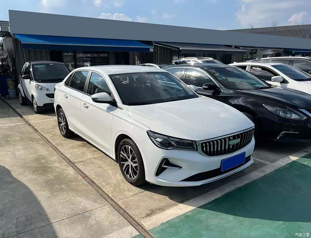 Geely Emgrand, 2025 3