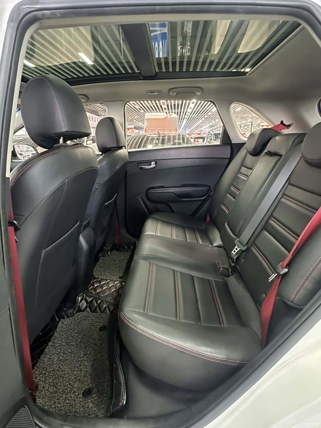 Kia KX3, 2016 10