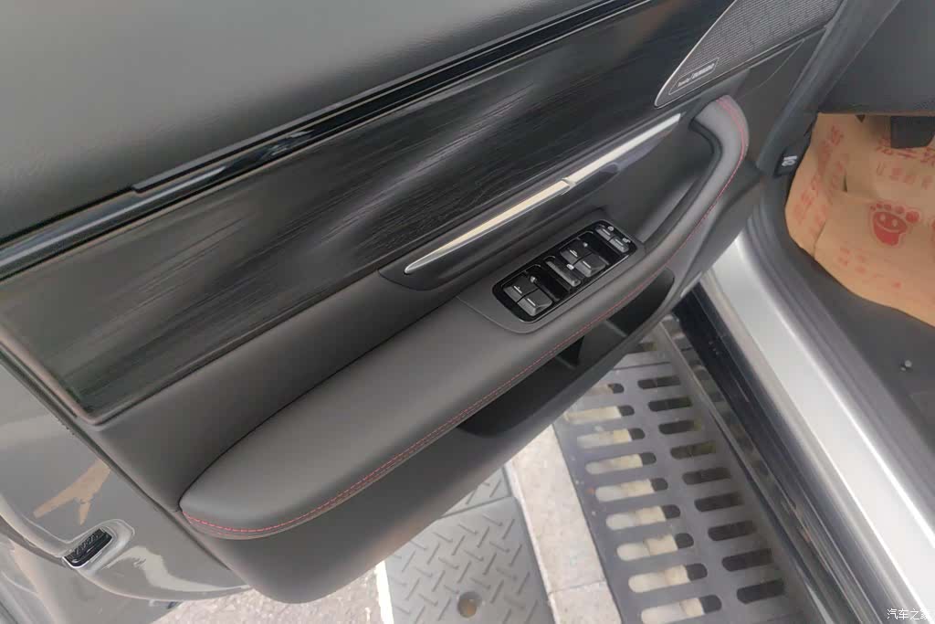 Xpeng P7, 2020 7