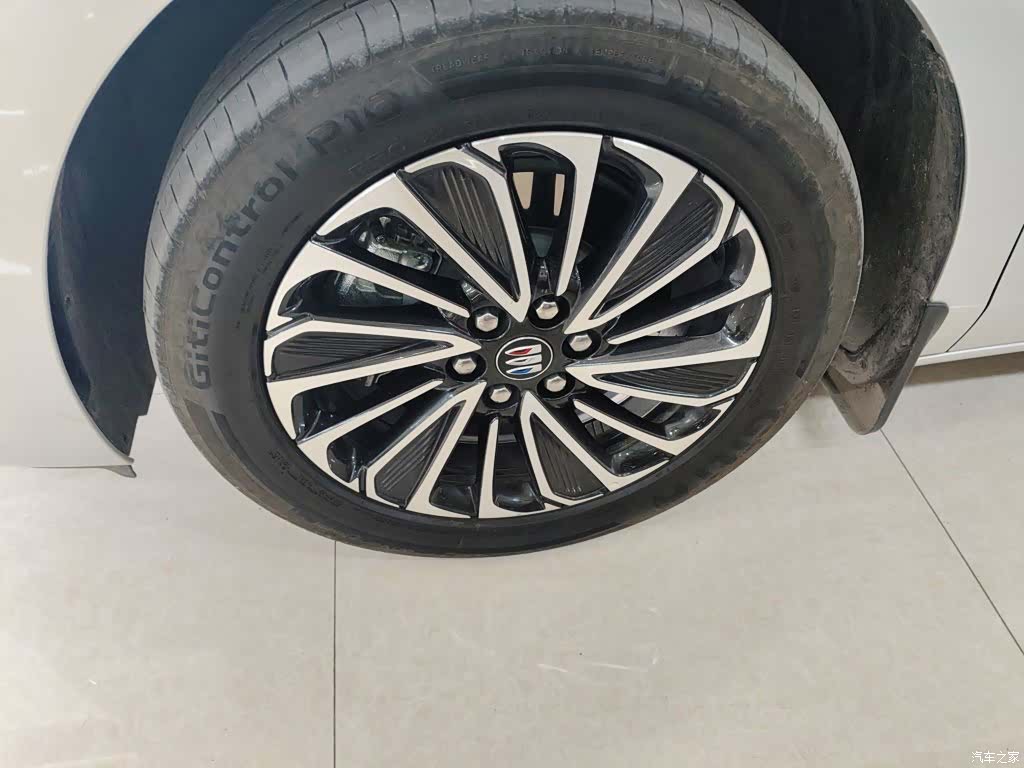 Buick GL8, 2025 23