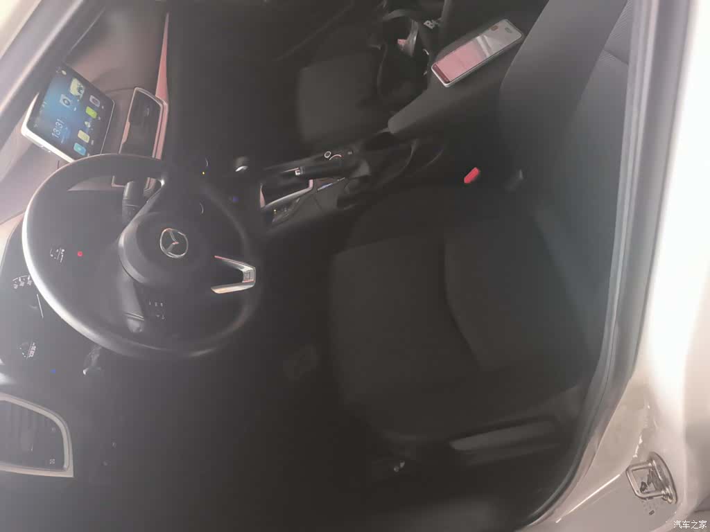 Mazda Mazda3, 2018 7