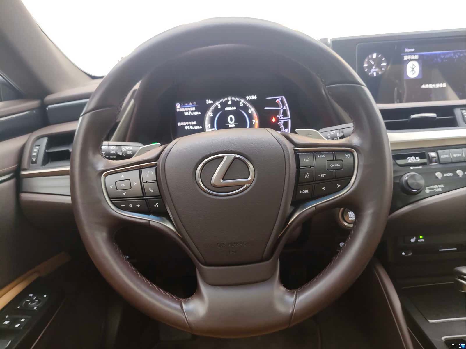 Lexus ES, 2018 15