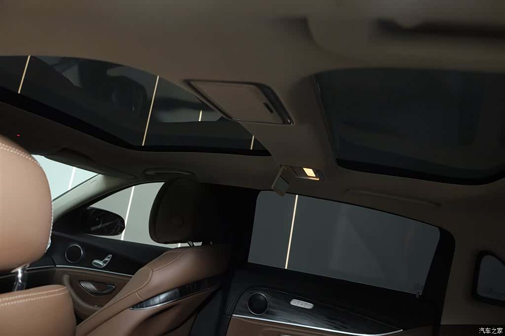 Mercedes-Benz E-Class, 2020 24