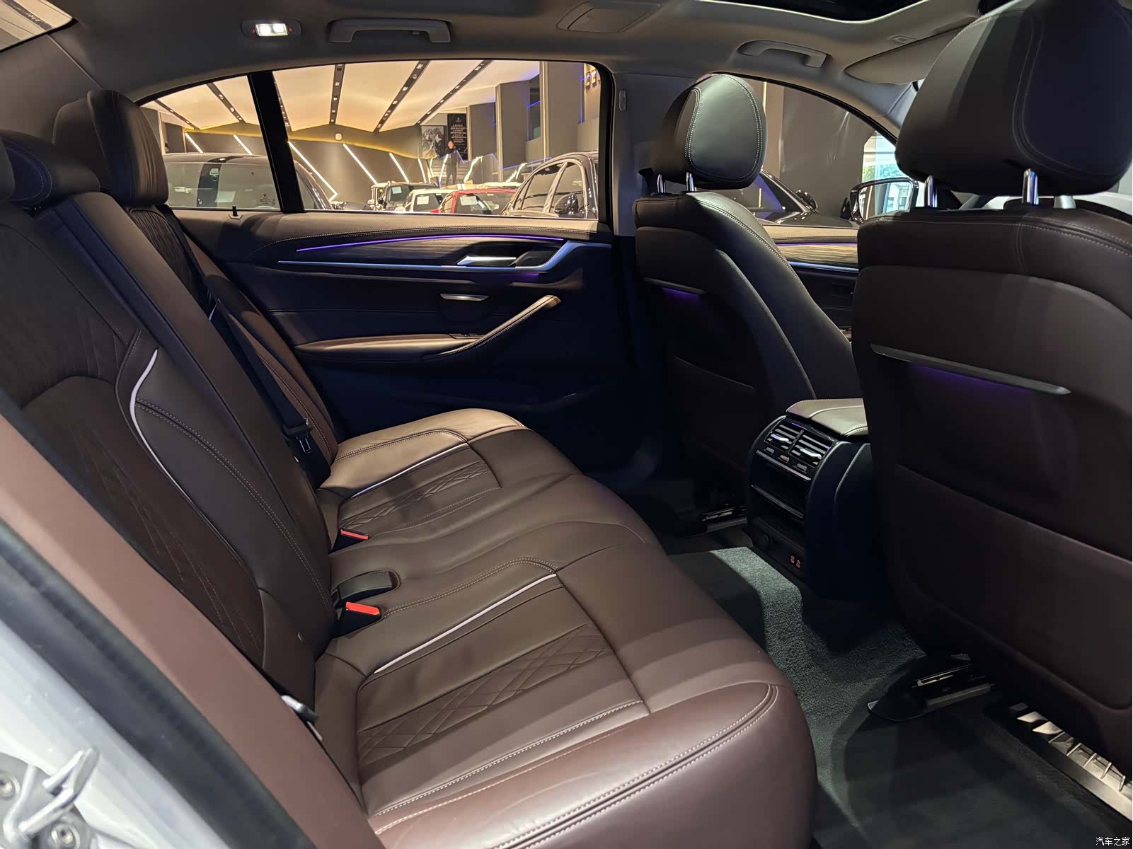 BMW 5 Series, 2020 10