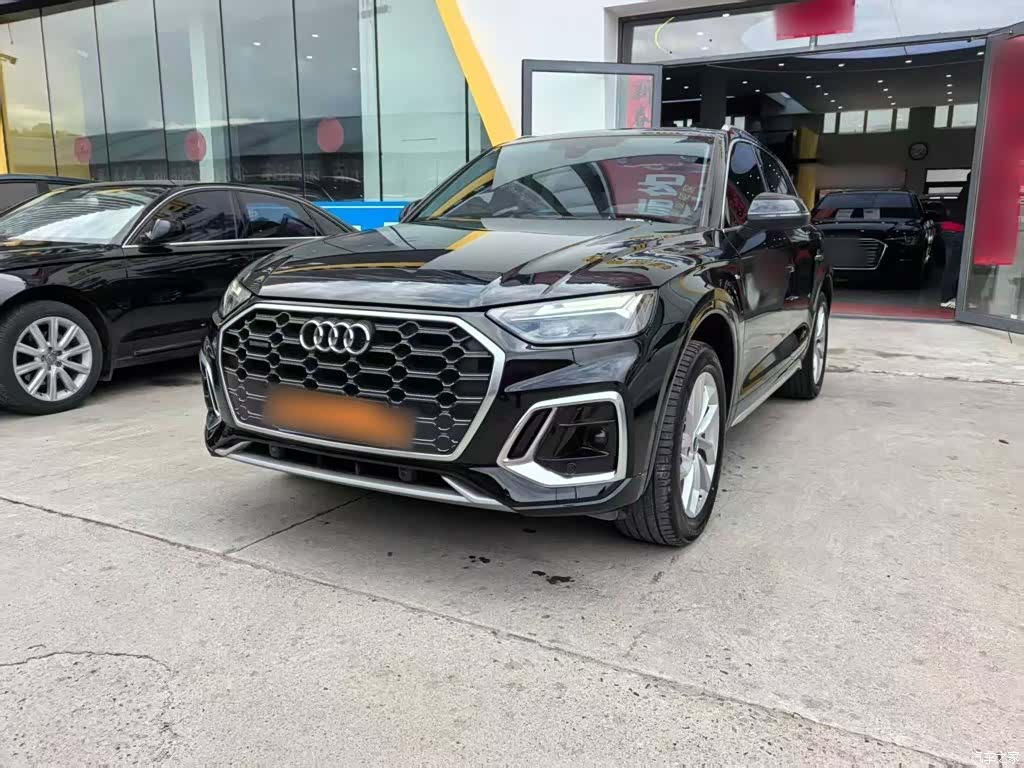 Audi Q5L, 2022 2