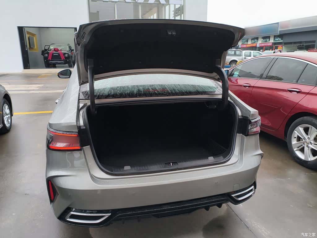Chery Arrizo 8, 2024 19