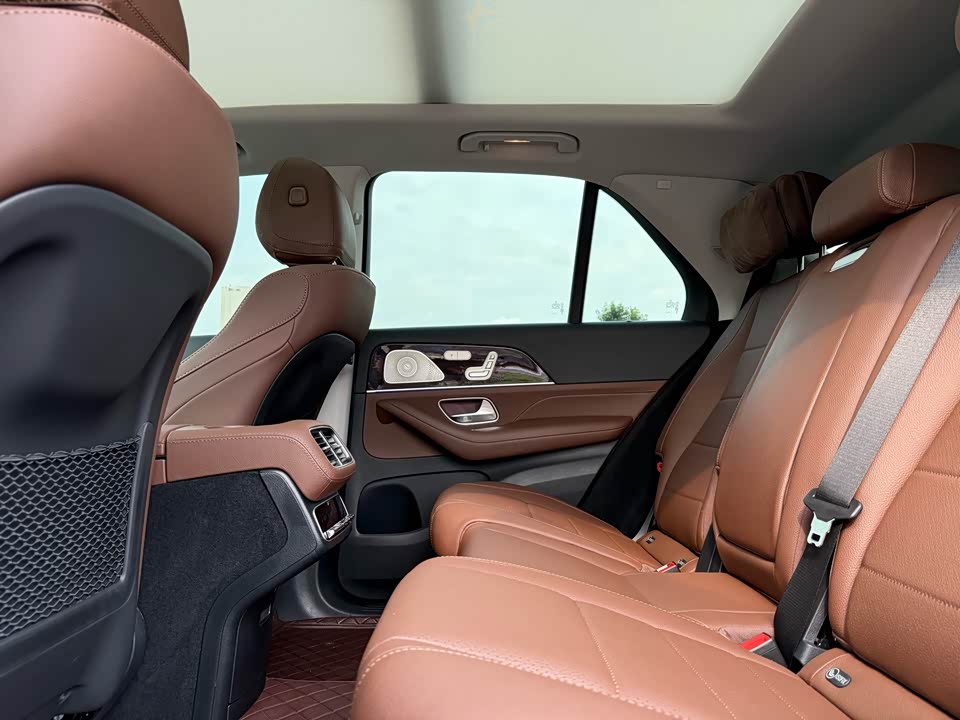 Mercedes-Benz GLE Mercedes-Benz GLE