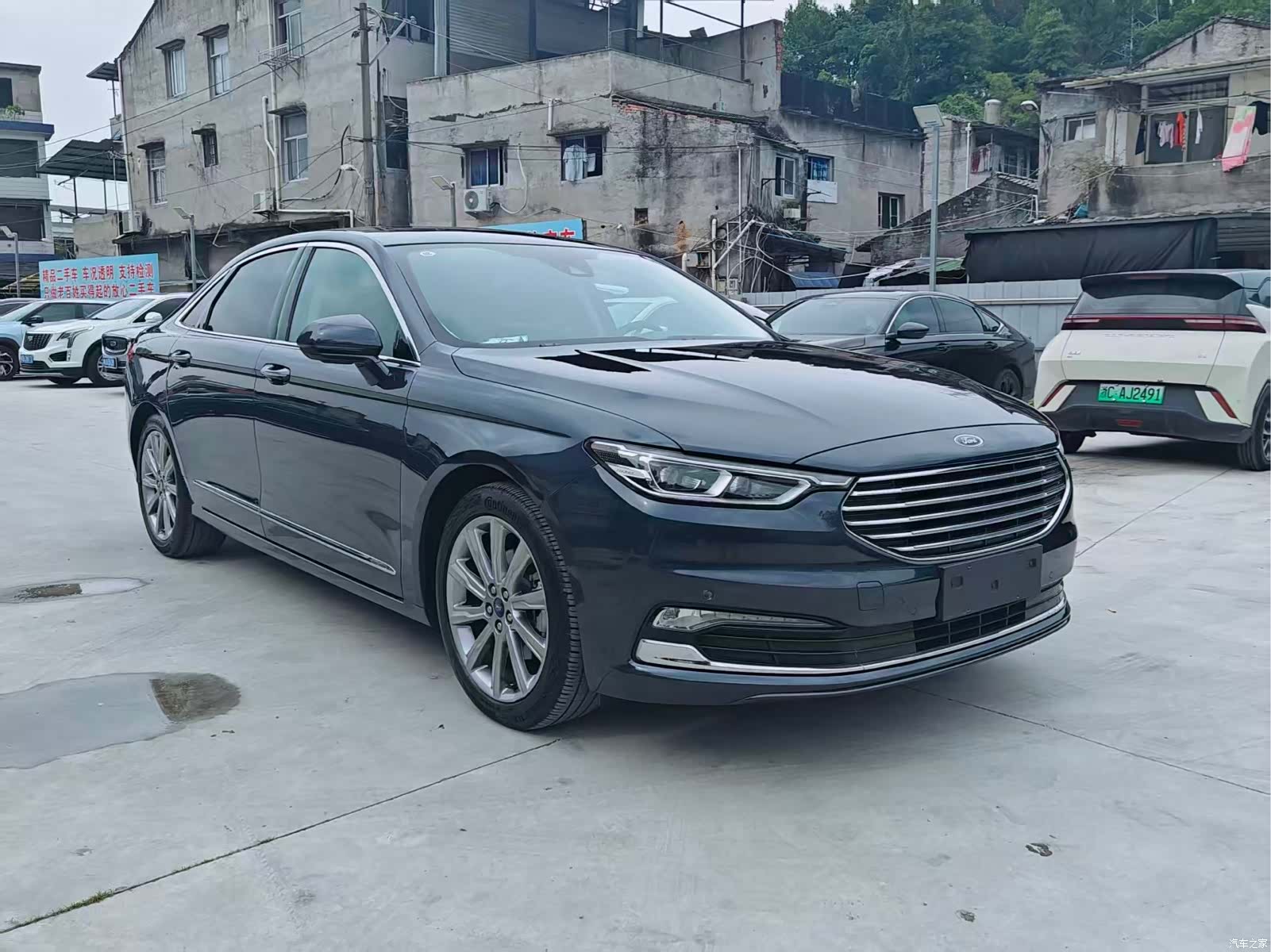Ford Taurus, 2021 3