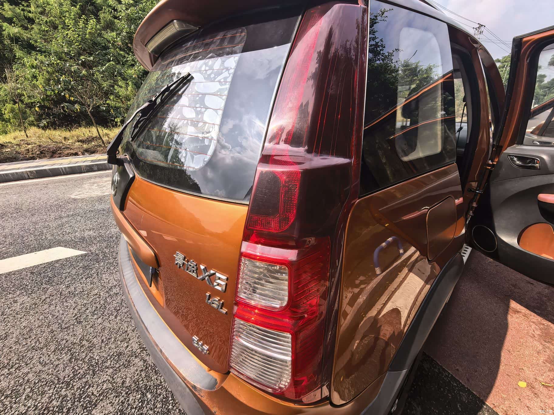 DongFeng X5, 2015 13