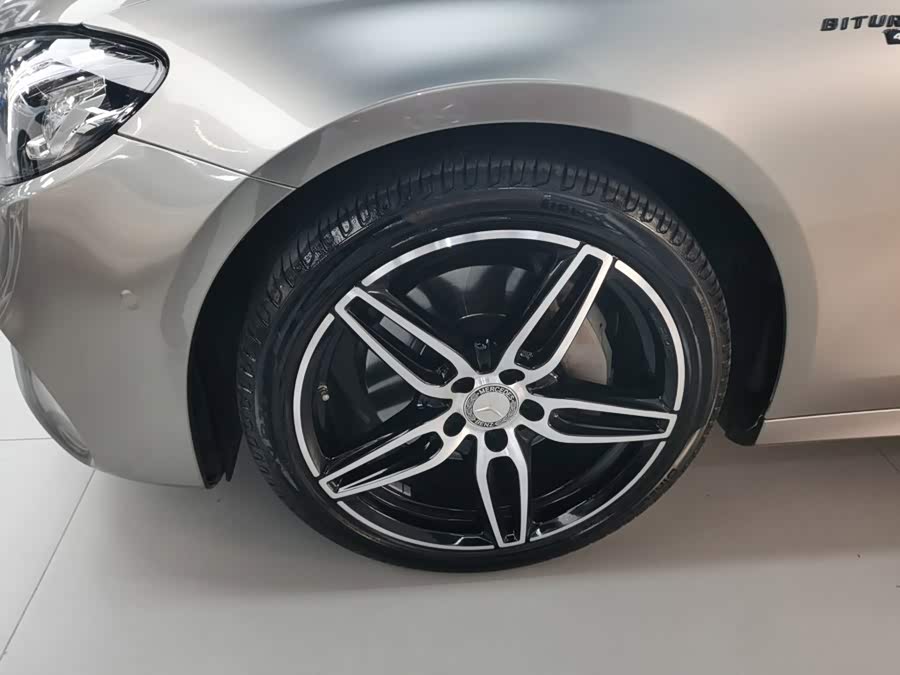 Mercedes-Benz E-Class 2017, фото 25